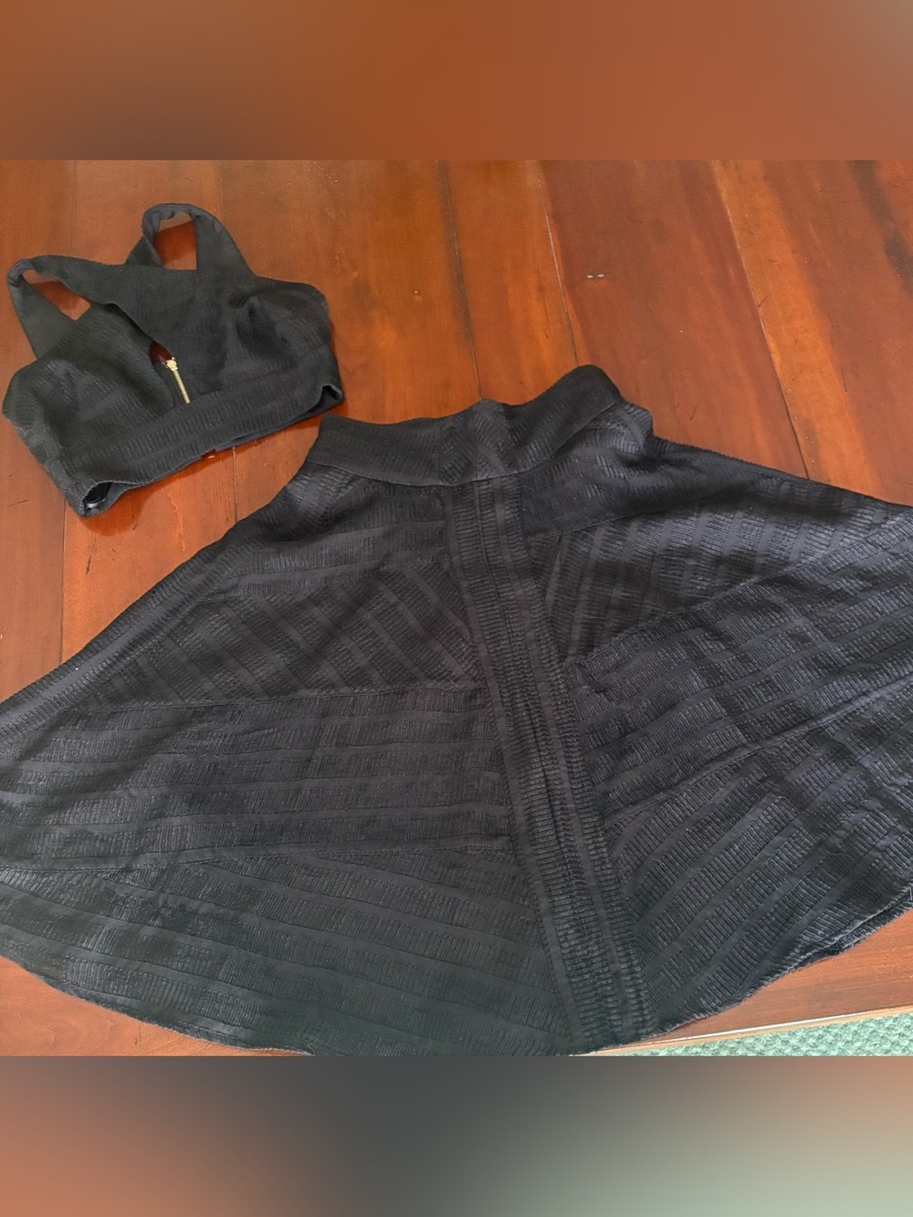 Guess by Marciano Black Textured Two-Piece Skirt Set
